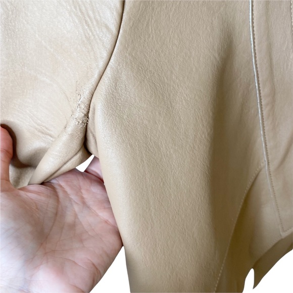 BCBG Maxazria Faux Vegan Leather Lloyd In Camel Cropped Jacket XS - Picture 5 of 9